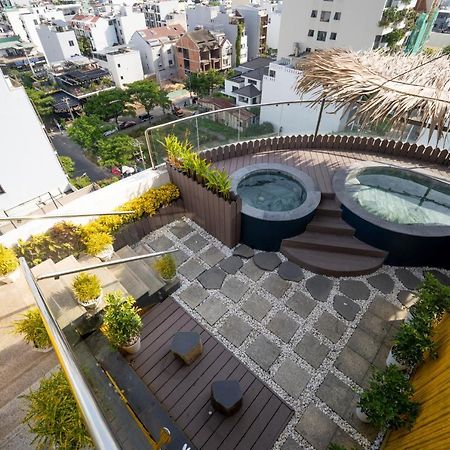 Phoenix 1 Hotel & Apartments Дананг Екстериор снимка